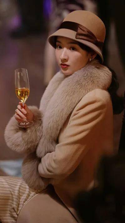 “耿直”的95小花王玉雯火了,被评“活人感好重”