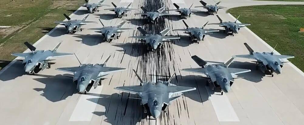 官宣歼-20已经不够“先进”可以公开，预示中国有更厉害重型战机