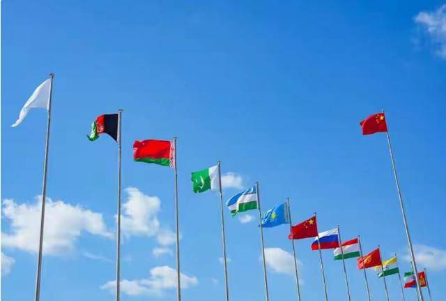 莫迪在华连发20帖,代表印度签字,宣言全票通过,但中国还有遗憾