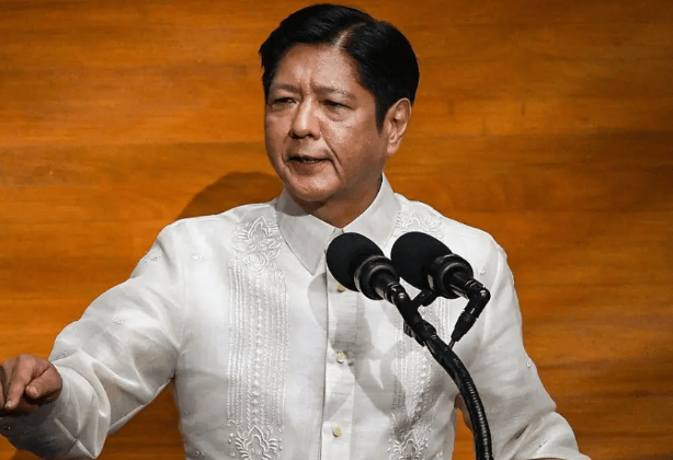 手伸得太长了!被俄军打得抬不起后,乌克兰却想在南海拱火,中方一句话表态还是克制了