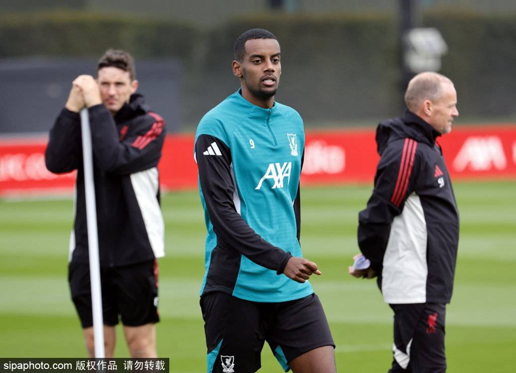 伊萨克首秀惊艳，斯洛特赞其体能超预期