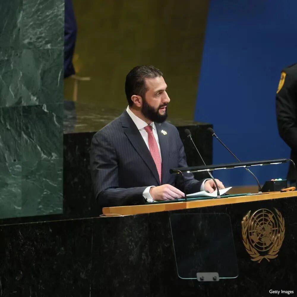 美国迎来一位最特殊客人,世界哭笑不得