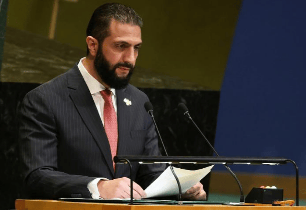 朱拉尼还没到莫斯科，就给普京出了一道难题，阿萨德被全球通缉