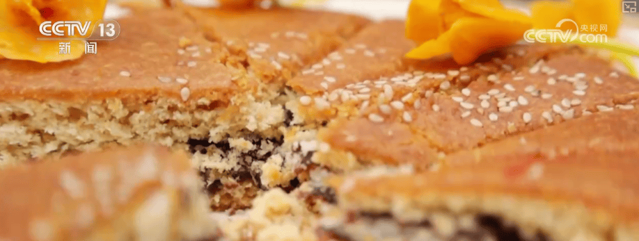 特色月饼玩转“跨界”创新 给节日消费添“新”意激活经济“新”热力