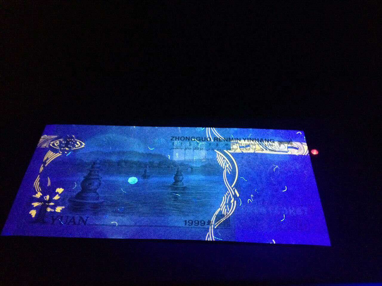 月亮币(月亮币有什么用)